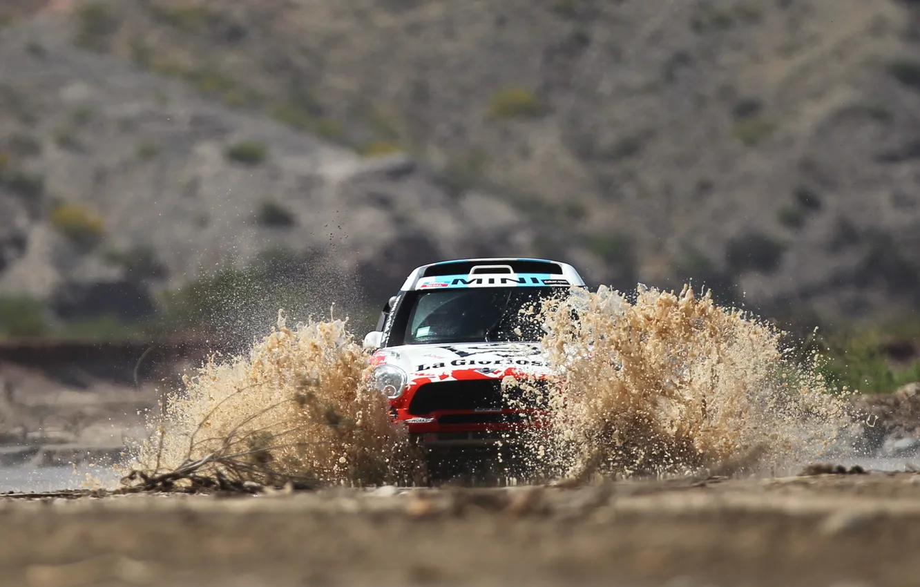 Фото обои Вода, Mini, Спорт, Гонка, Лужа, Брызги, Фары, Mini Cooper