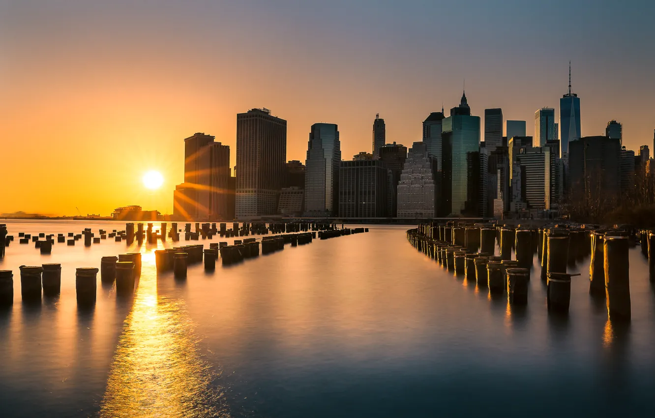 Фото обои закат, здания, Нью-Йорк, Манхэттен, небоскрёбы, Manhattan, New York City, East River