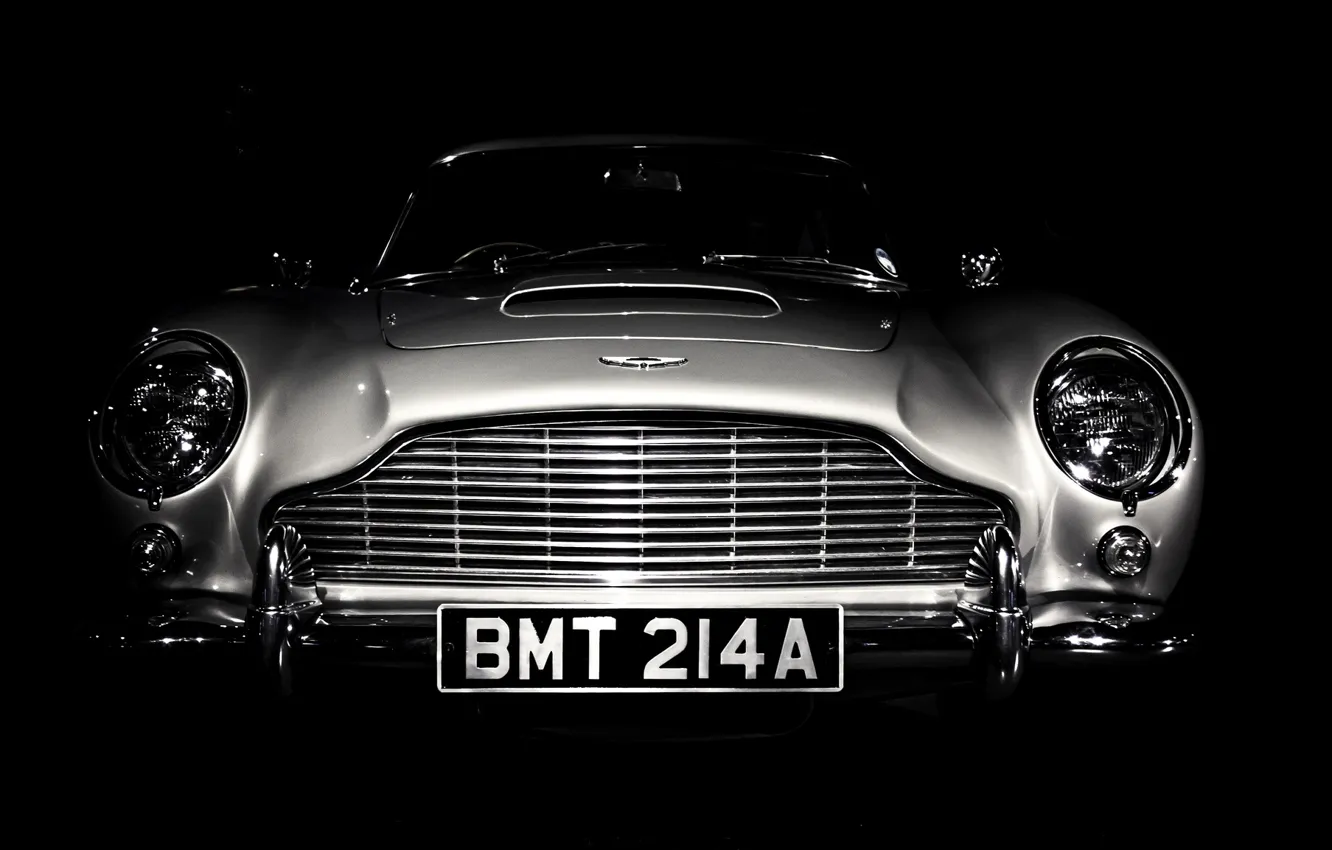 Фото обои Aston Martin, James Bond, DB5, Skyfall
