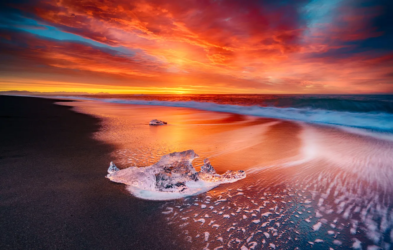 Фото обои Sky, Fire, Beach, Sun, Water, Sunset, Iceland, Ice