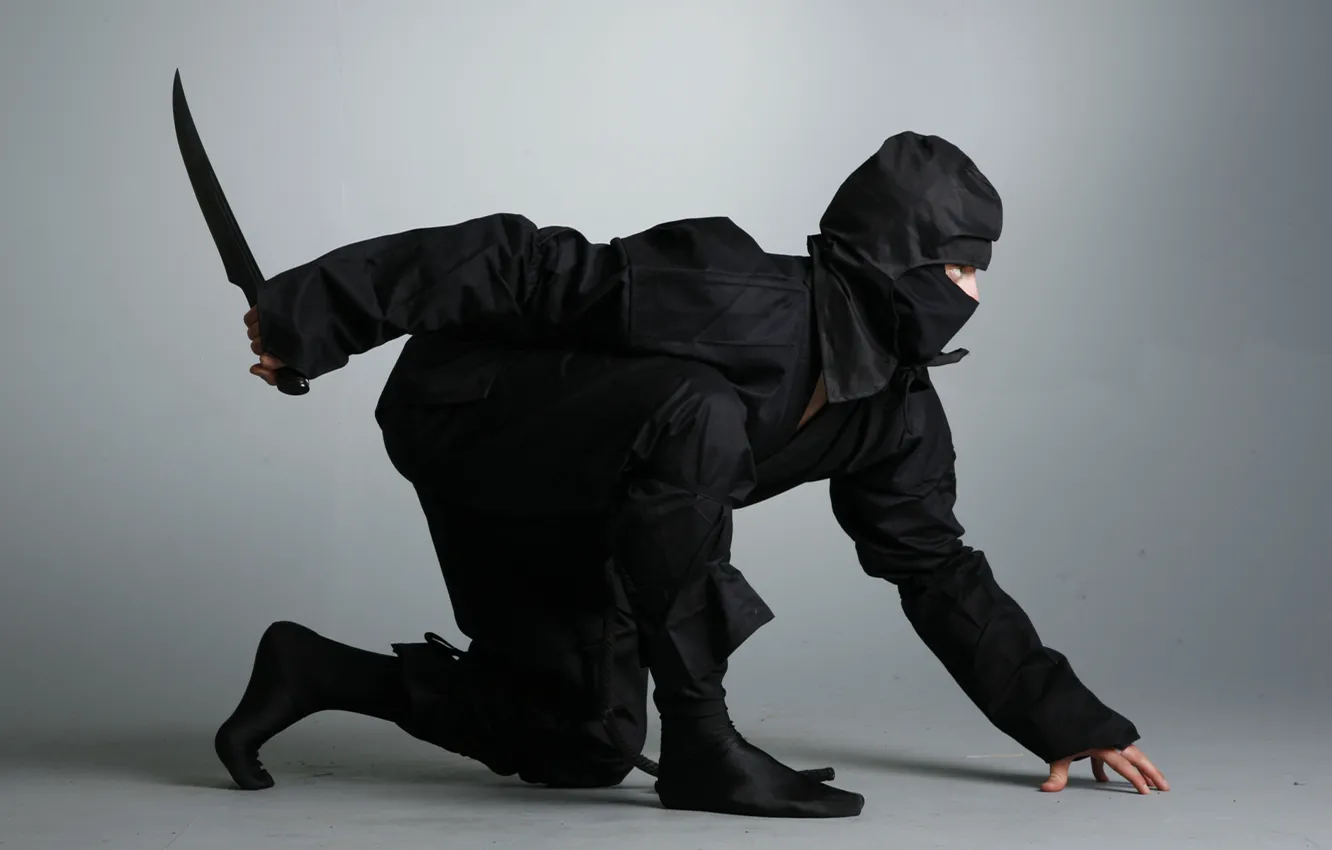 Фото обои нож, кинжал, ниндзя, ninja, shinobi, черный костюм