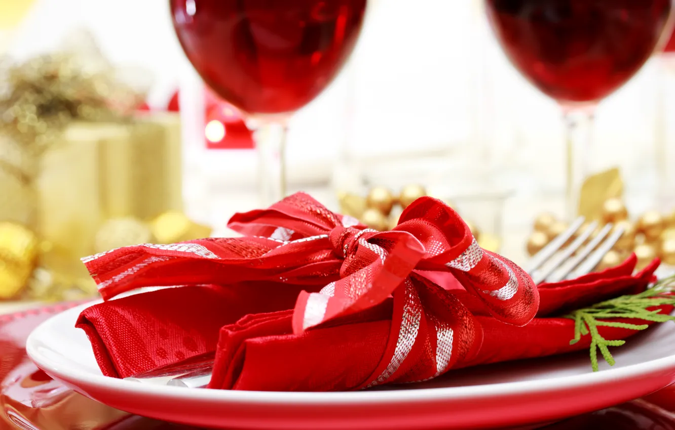 Фото обои шарики, украшения, праздник, Новый Год, Рождество, Christmas, wine, New Year