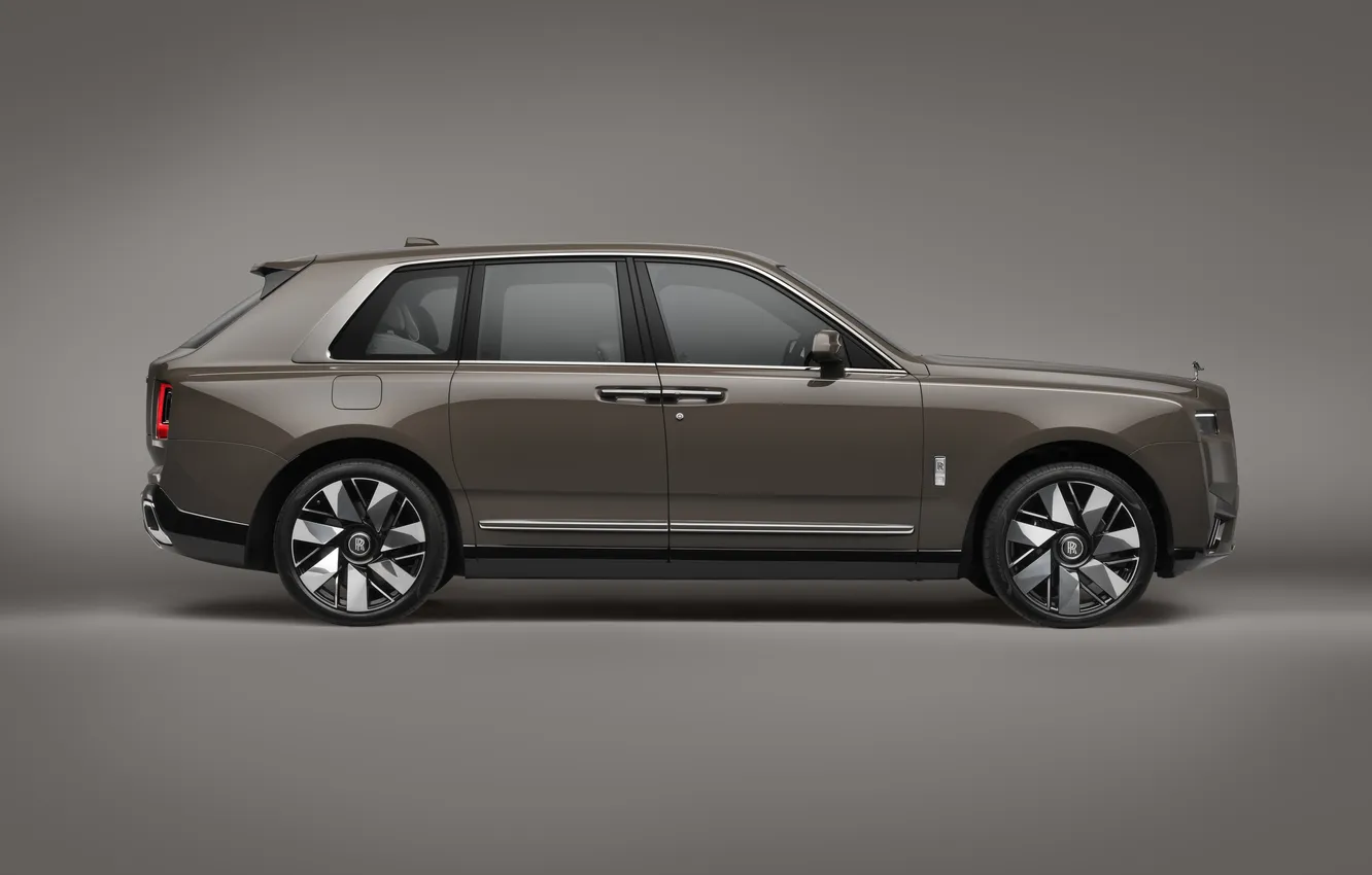 Фото обои Rolls-Royce, Rolls-Royce Cullinan, 2024