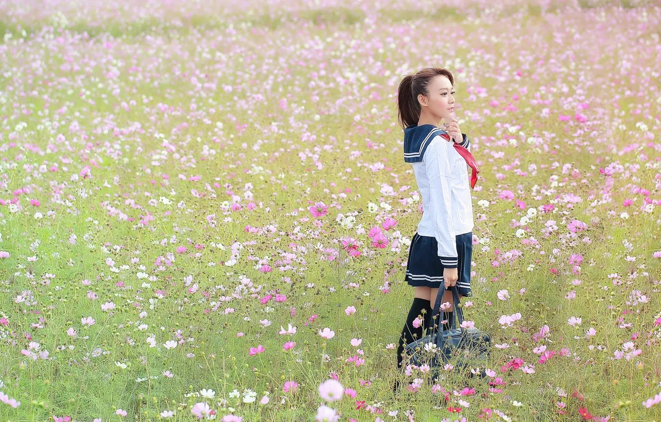 Фото обои поле, девушка, цветы, форма, 十三 葉