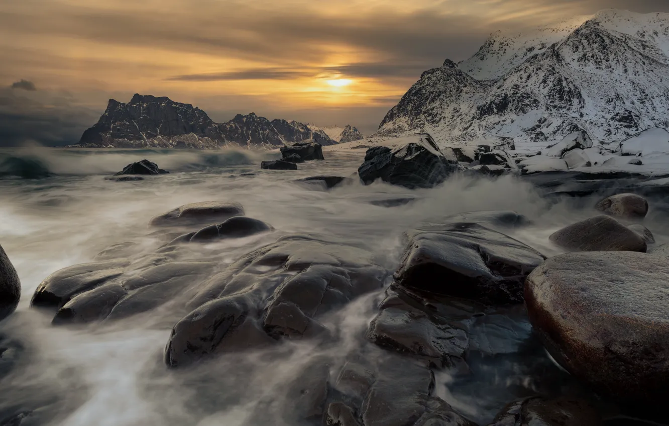 Фото обои море, закат, горы, камни, Норвегия, Norway, Лофотенские острова, Норвежское море