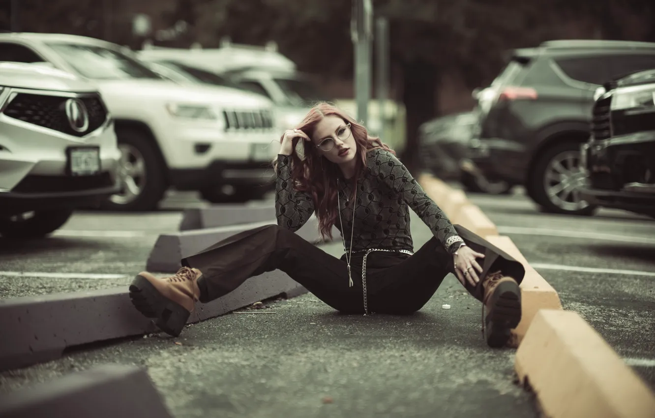 Фото обои девушка, поза, улица