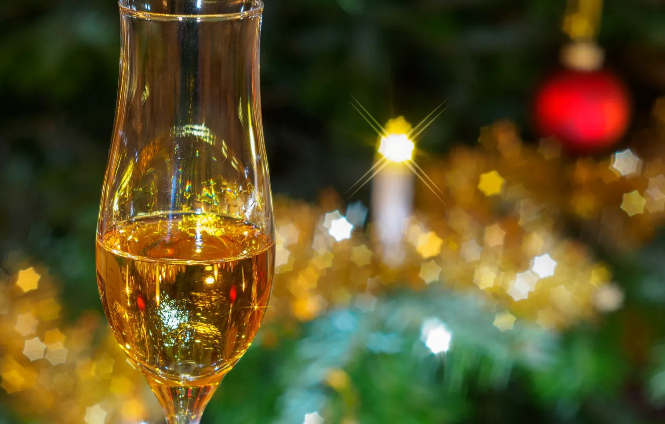 Фото обои бокал, Новый Год, Рождество, гирлянда, шампанское