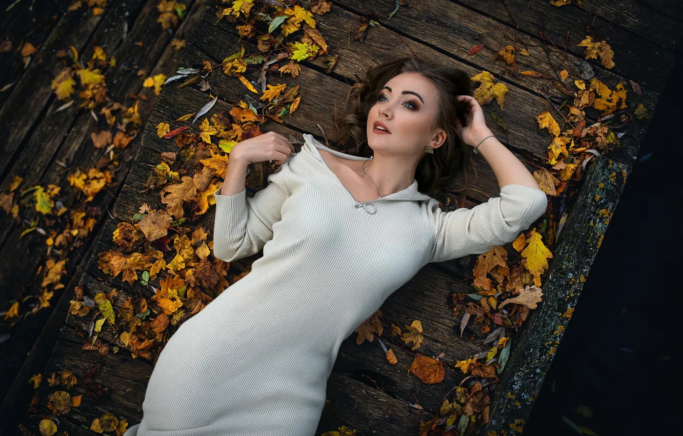 Фото обои девушка, милая, модель, Обои, шатенка, Кулон, красивая, Браслет
