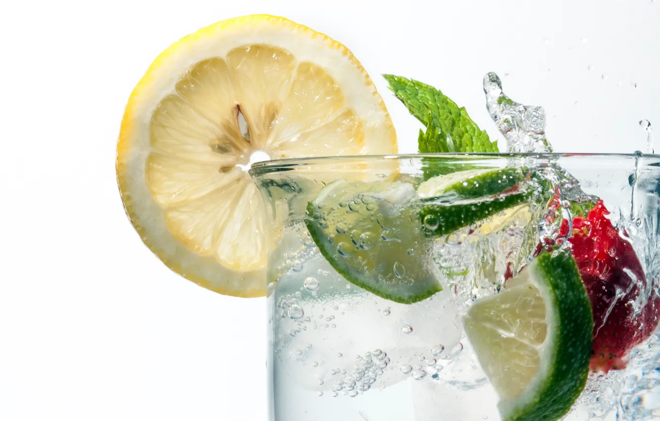 Фото обои стакан, лимон, лёд, коктейль, напиток, фрукты