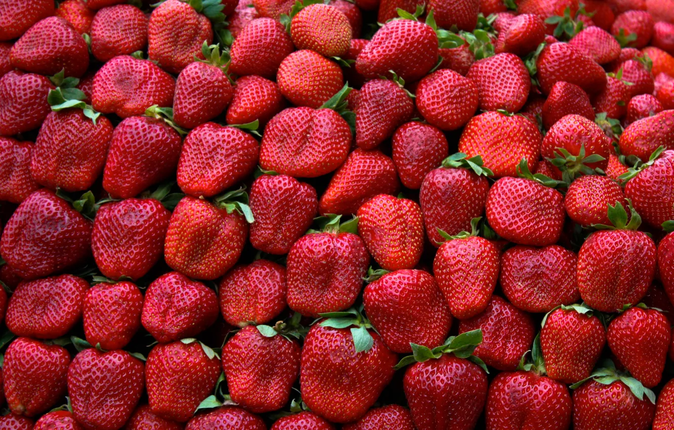 Фото обои green, red, pattern, leaves, fruit, strawberries