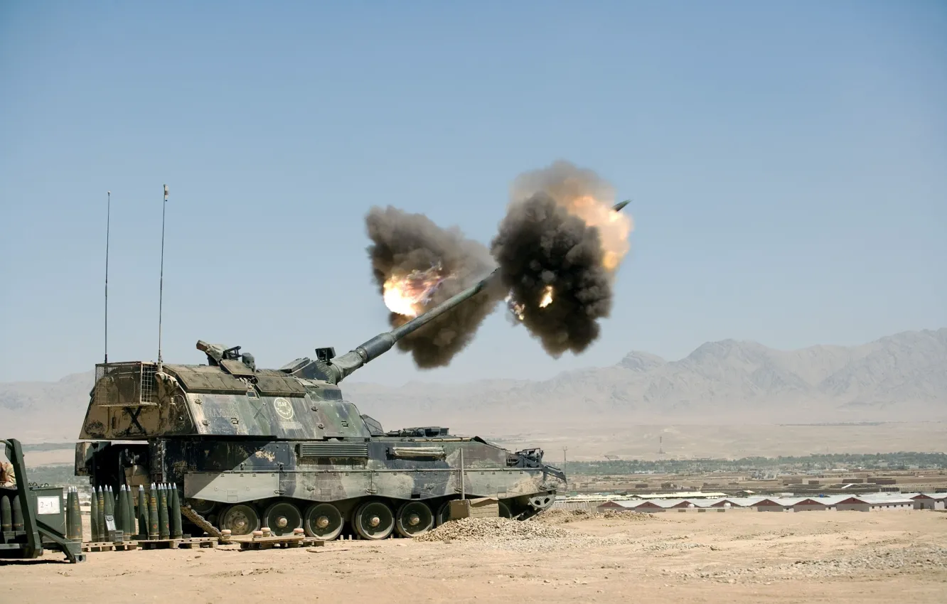 Фото обои дым, выстрел, артиллерия, pzh 2000, снаряд, сау