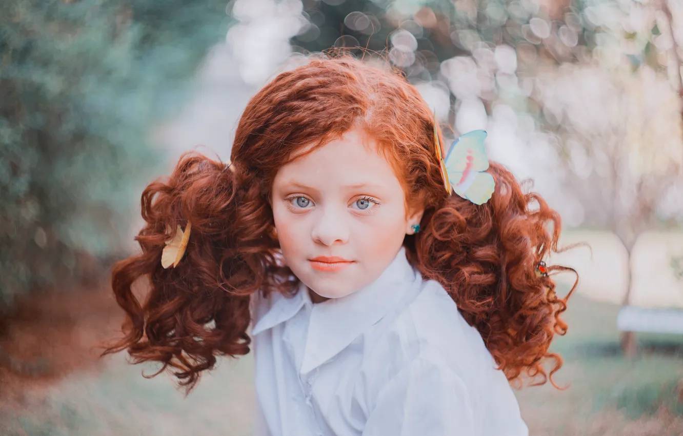 Фото обои взгляд, портрет, рыжие волосы, red hair, размытый фон, look, beautiful girl, красивая девочка