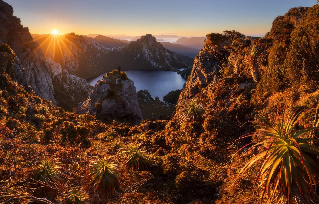 Фото обои горы, озеро, рассвет, утро, Австралия, Australia, Tasmania, Lake Oberon
