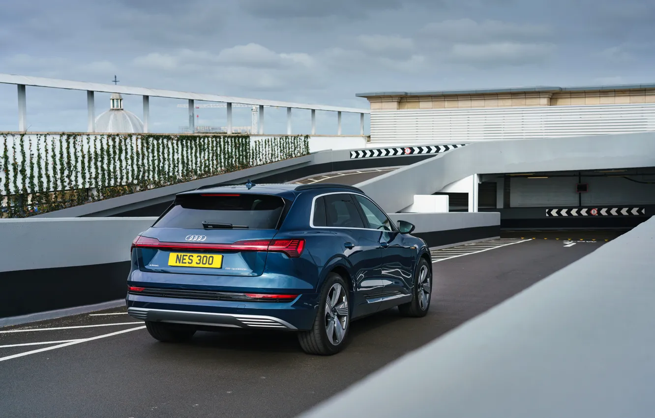 Фото обои Audi, вид сзади, E-Tron, 2019, UK version
