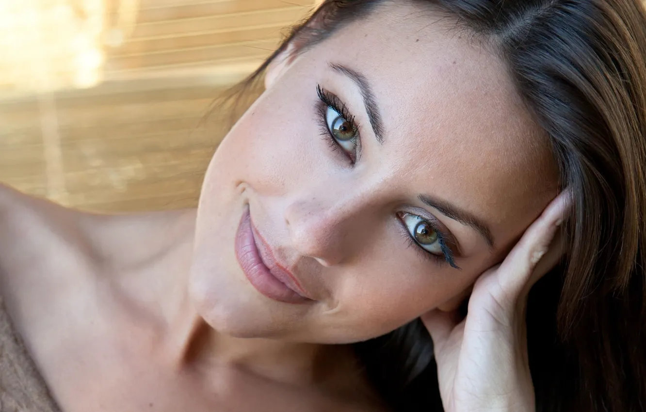 Фото обои sexy, brunette, look, Lorena B