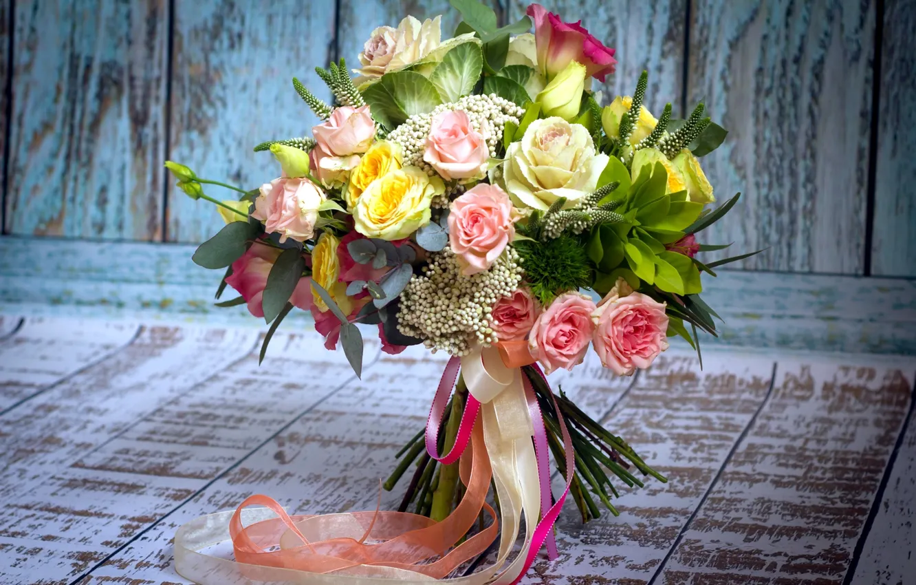Фото обои ленты, розы, букет, эустома, декоративная капуста
