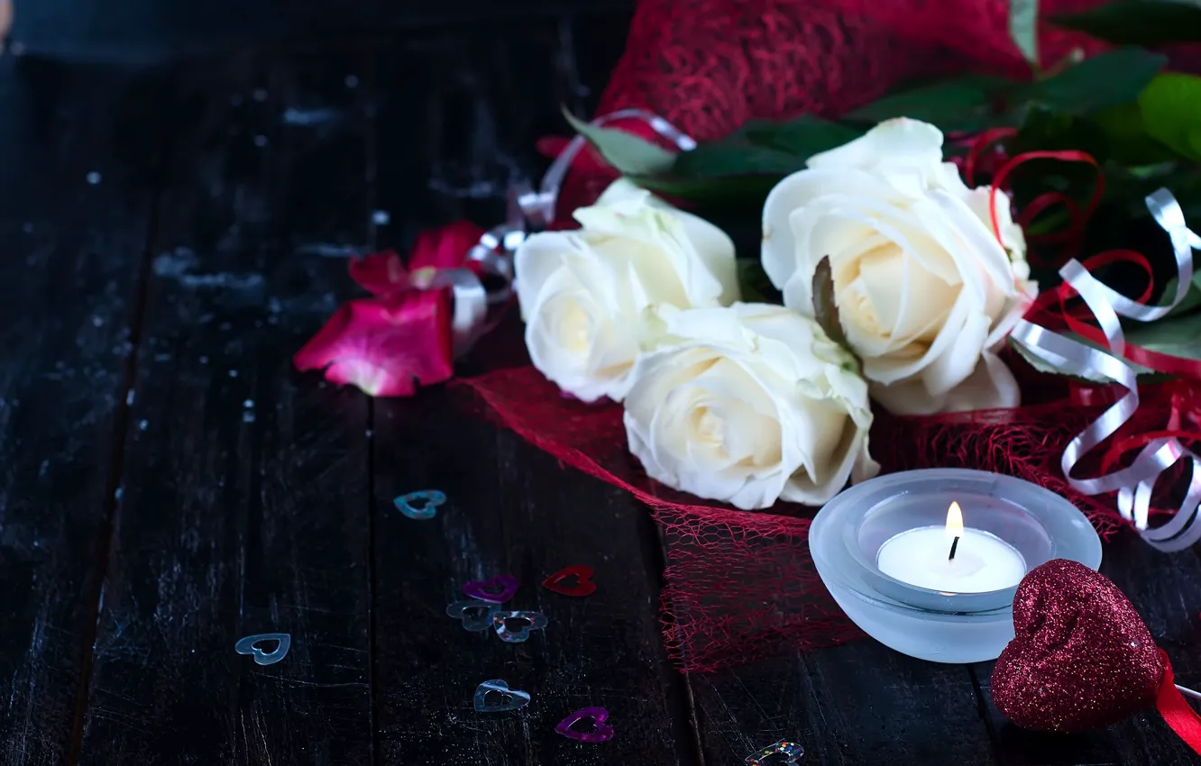 Фото обои цветы, сердце, розы, свеча, сердечки, белые розы, День Святого Валентина