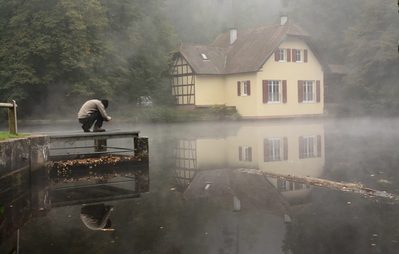 Фото обои туман, озеро, дом, Осень, фотограф, house, autumn, lake
