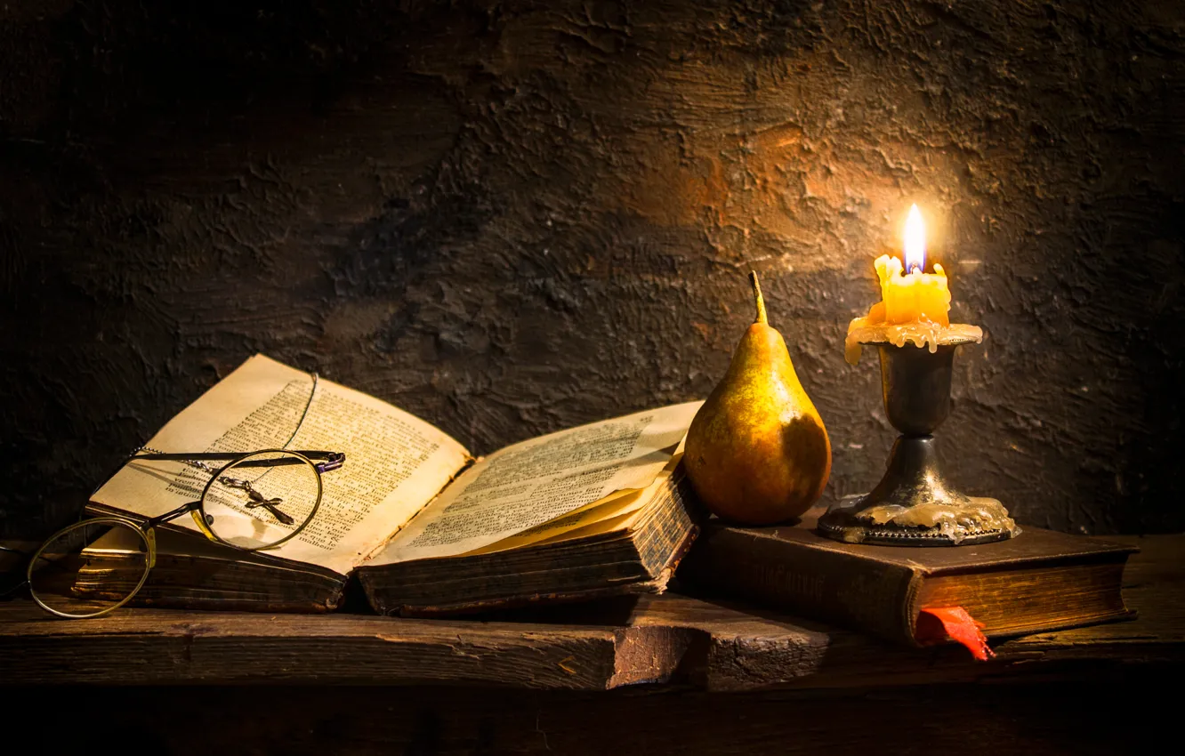 Фото обои свеча, очки, книга, груша, воск, крестик, Faith