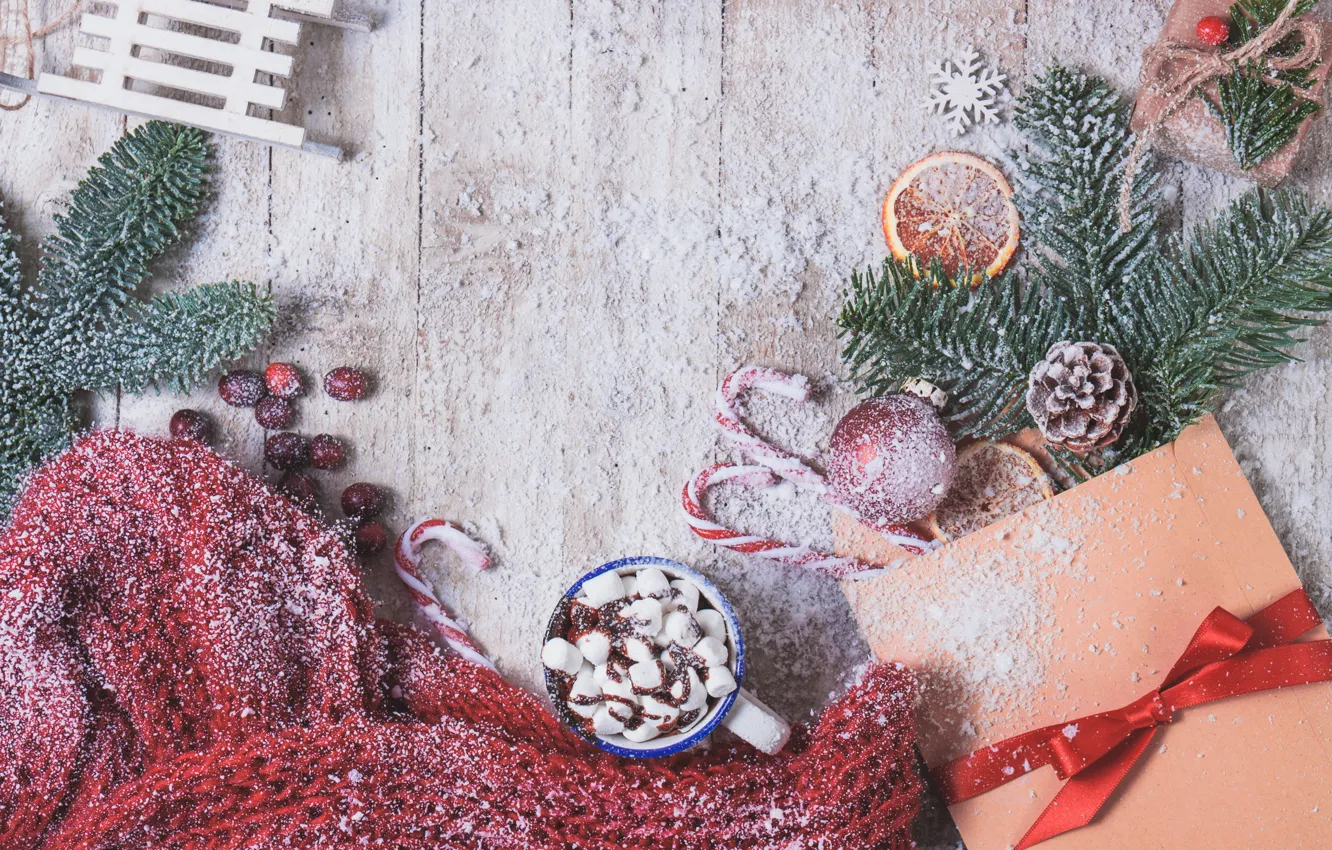Фото обои зима, снег, подарок, горячий, апельсин, шоколад, шарф, санки