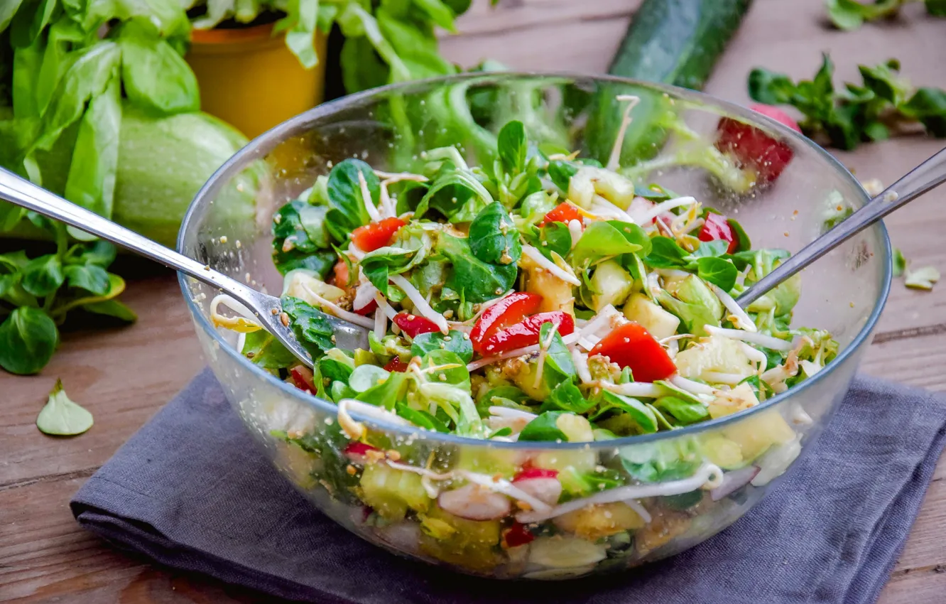 Фото обои миска, овощи, салат, базилик