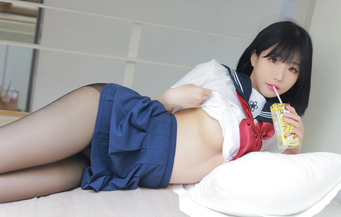 Фото обои model, women, cosplay, pantyhose, no bra, schoolgirl, underboob, sailor uniform