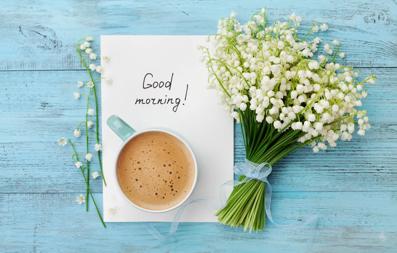 Фото обои цветы, кофе, букет, утро, чашка, ландыши, wood, flowers
