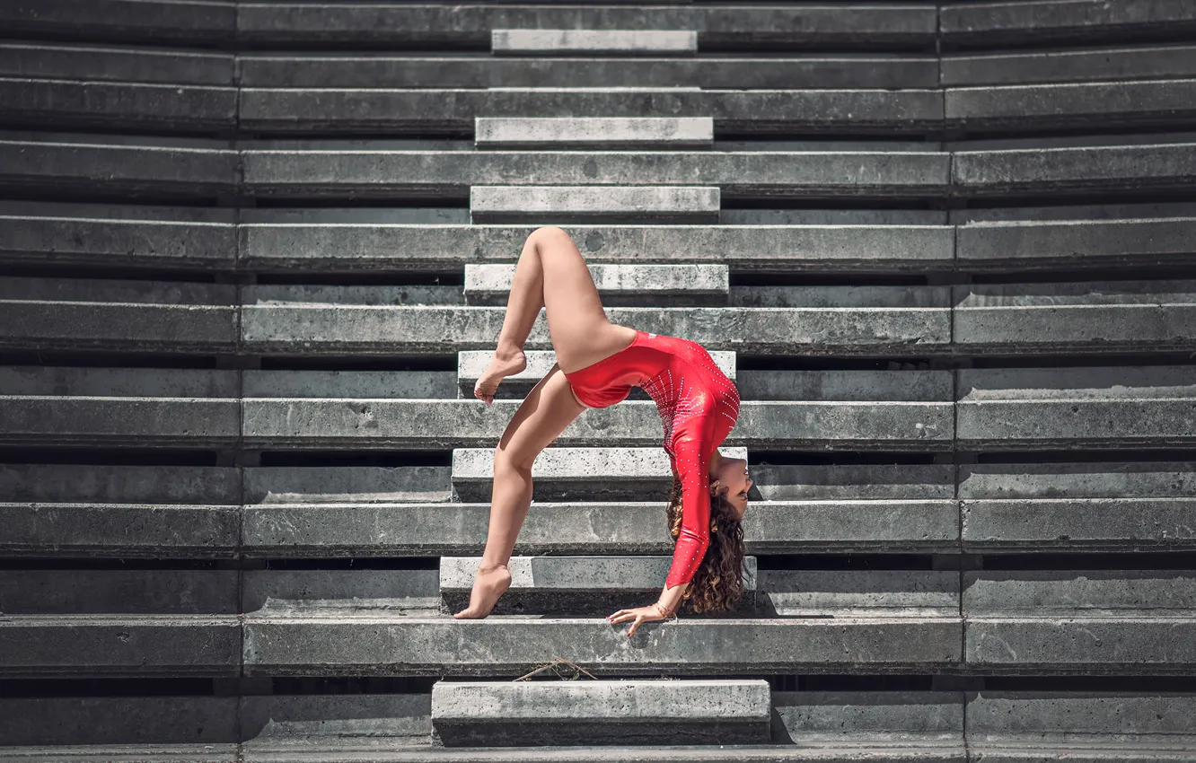 Фото обои грация, гимнастка, Mira Boumejmajen