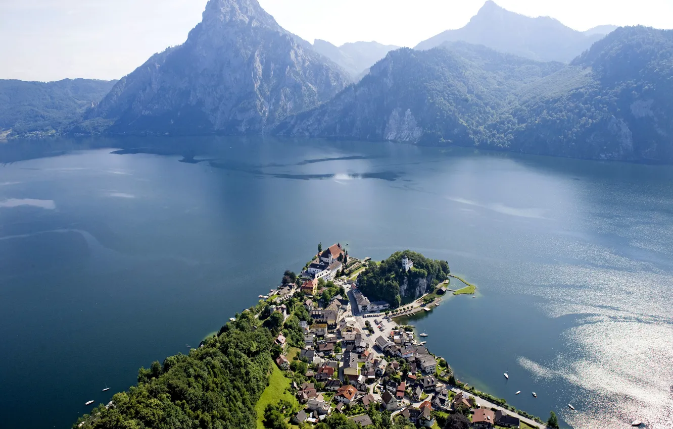 Фото обои деревья, горы, озеро, берег, дома, Австрия, панорама, вид сверху
