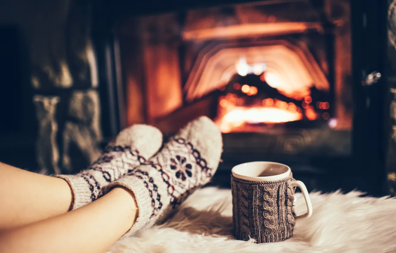 Фото обои fire, stockings, cafe, fireplace