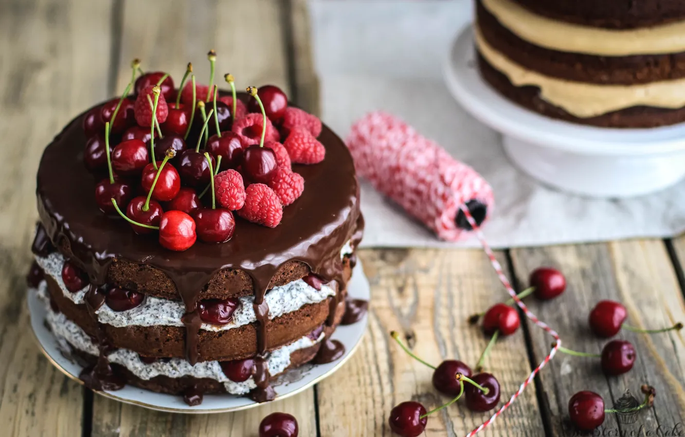 Фото обои ягоды, торт, крем, шоколадный