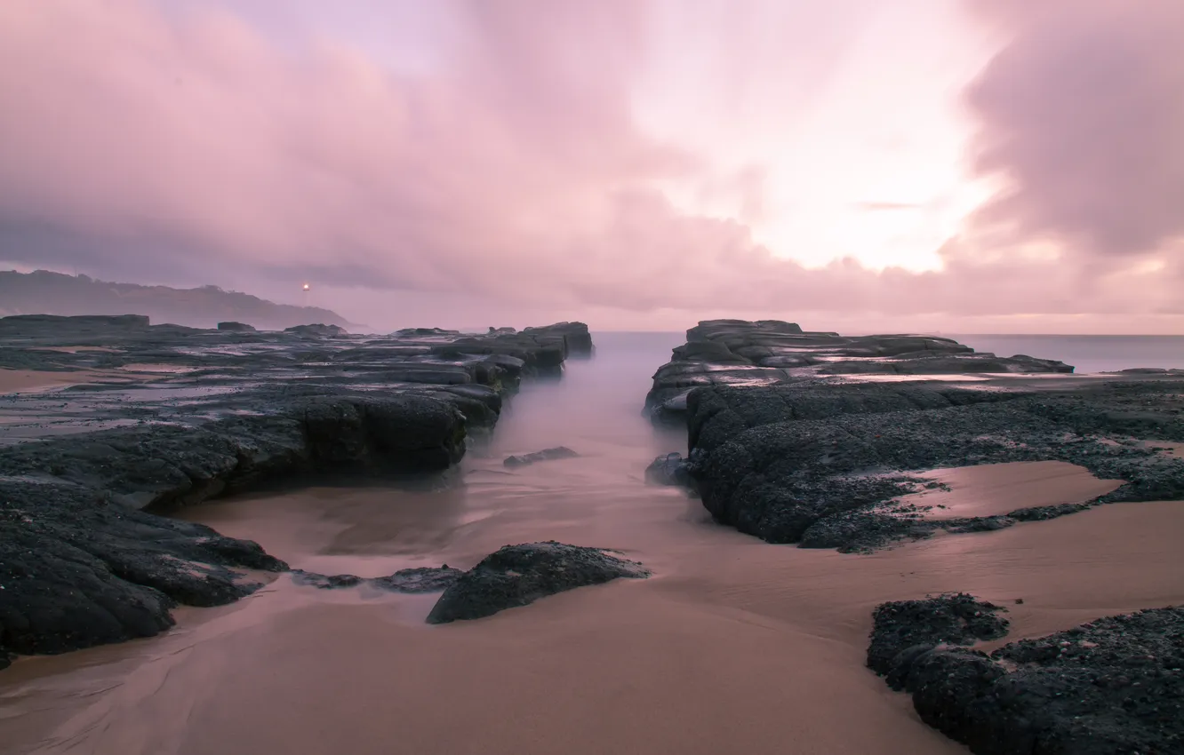 Фото обои песок, море, облака, туман, камни, плиты