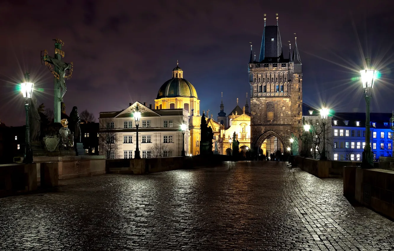 Фото обои свет, ночь, город, люди, камень, вечер, Прага, Чехия