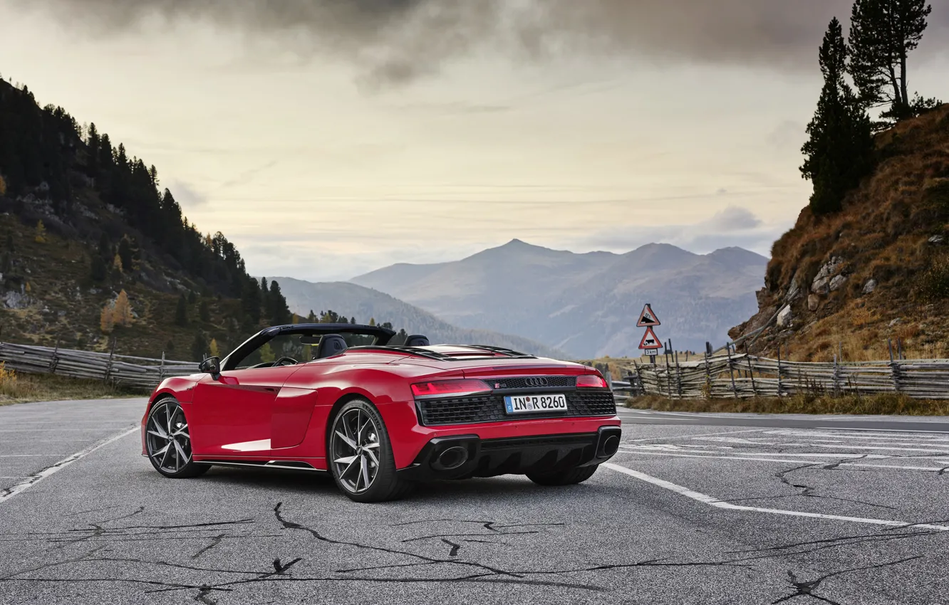 Фото обои горы, Audi, Audi R8, вид сзади, Spyder, V10, 2020, RWD