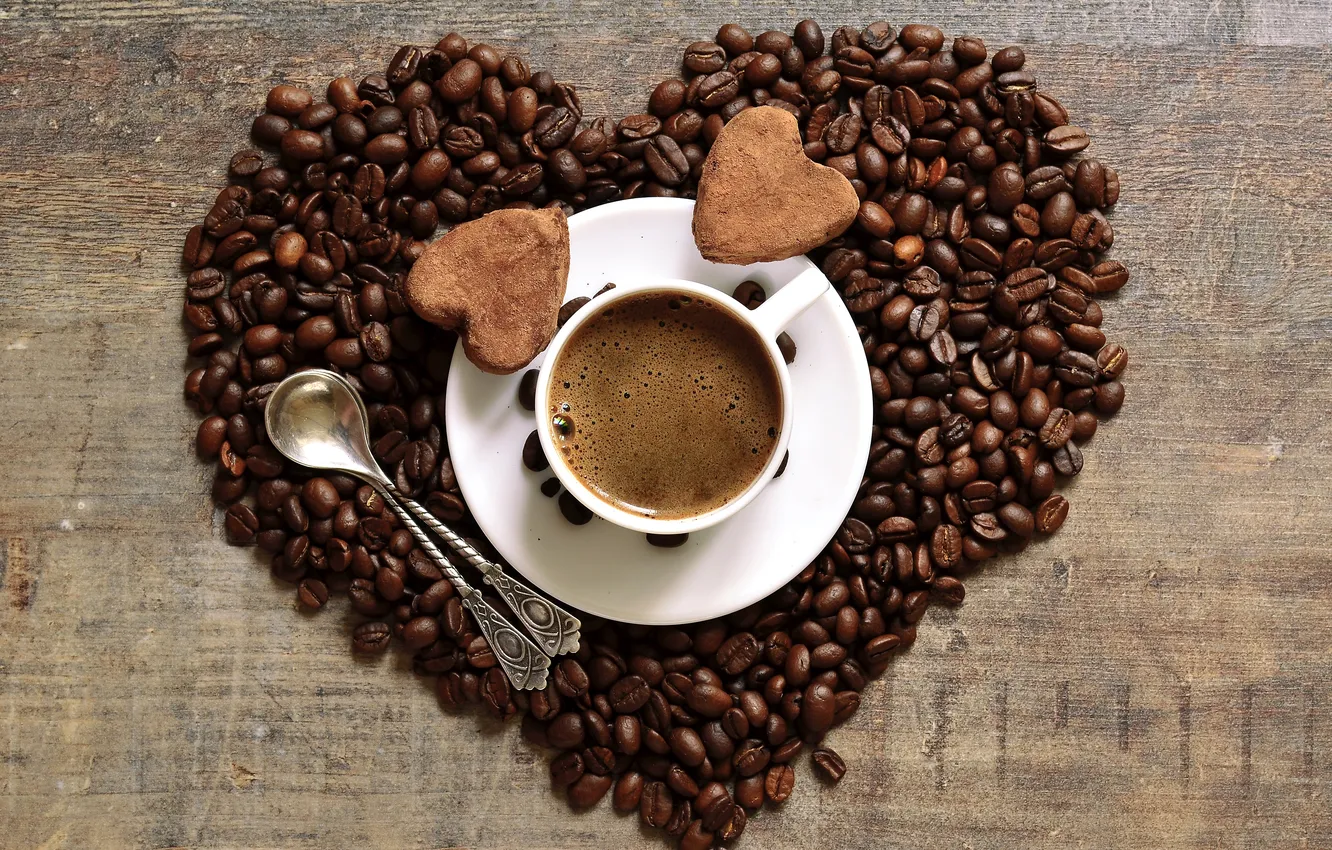 Фото обои кофе, зерна, печенье, чашка, сердечки, блюдце, ложки