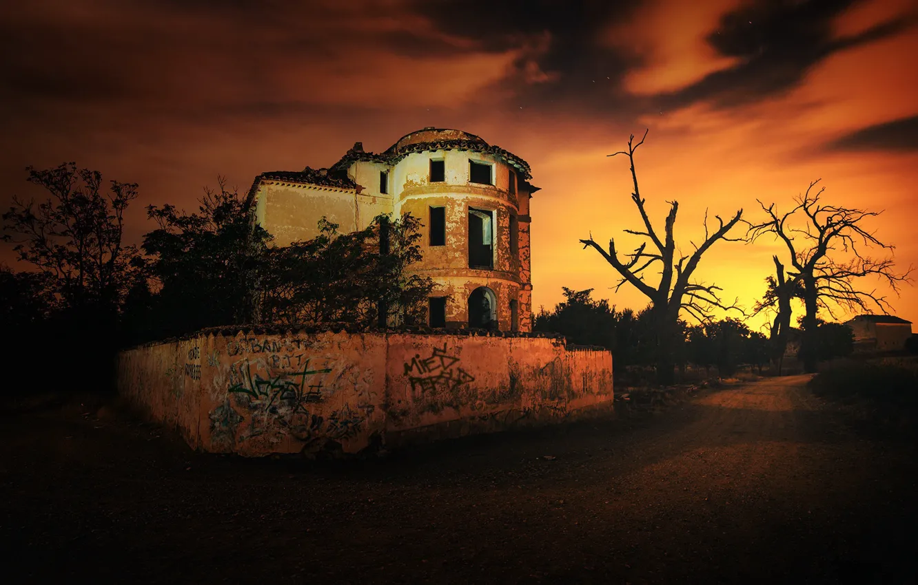 Фото обои ночь, дома, руины