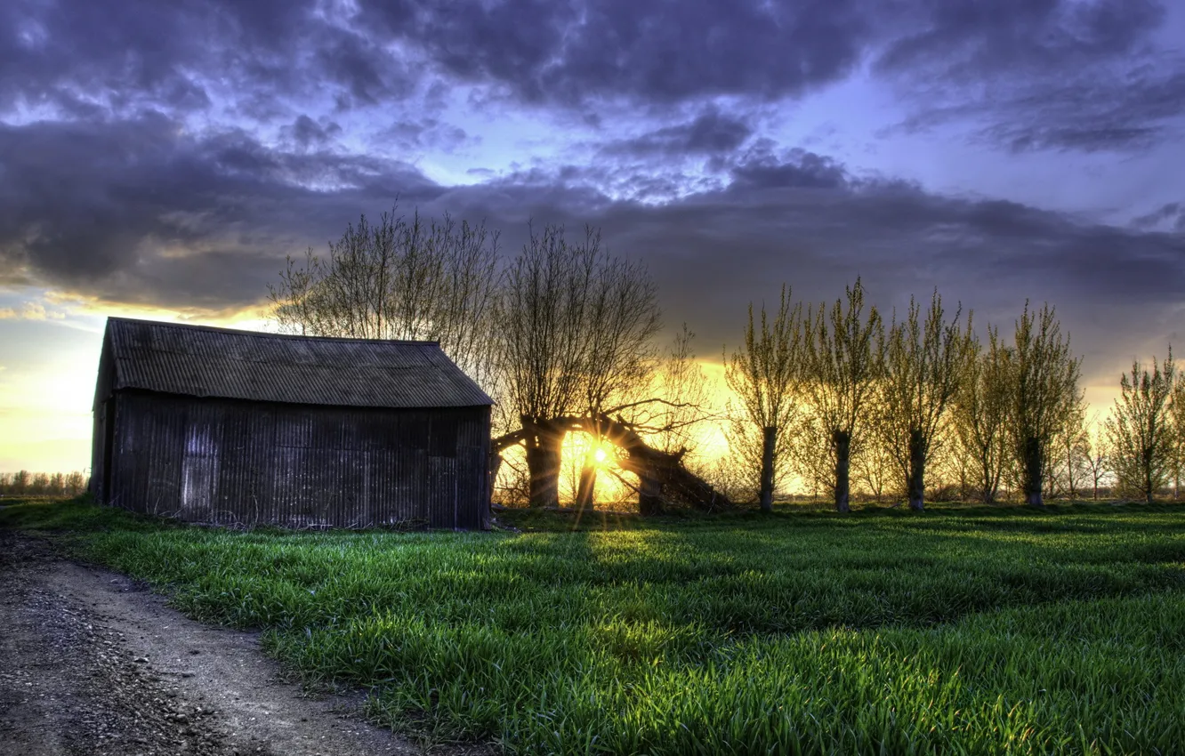 Фото обои поле, пейзаж, закат, дом
