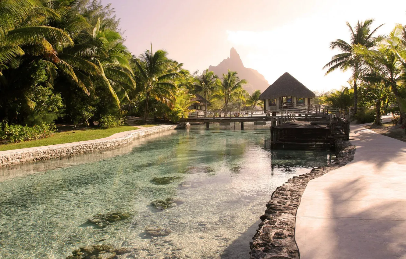 Фото обои Bora-Bora, lagoon, morning at Le Meridien hotel
