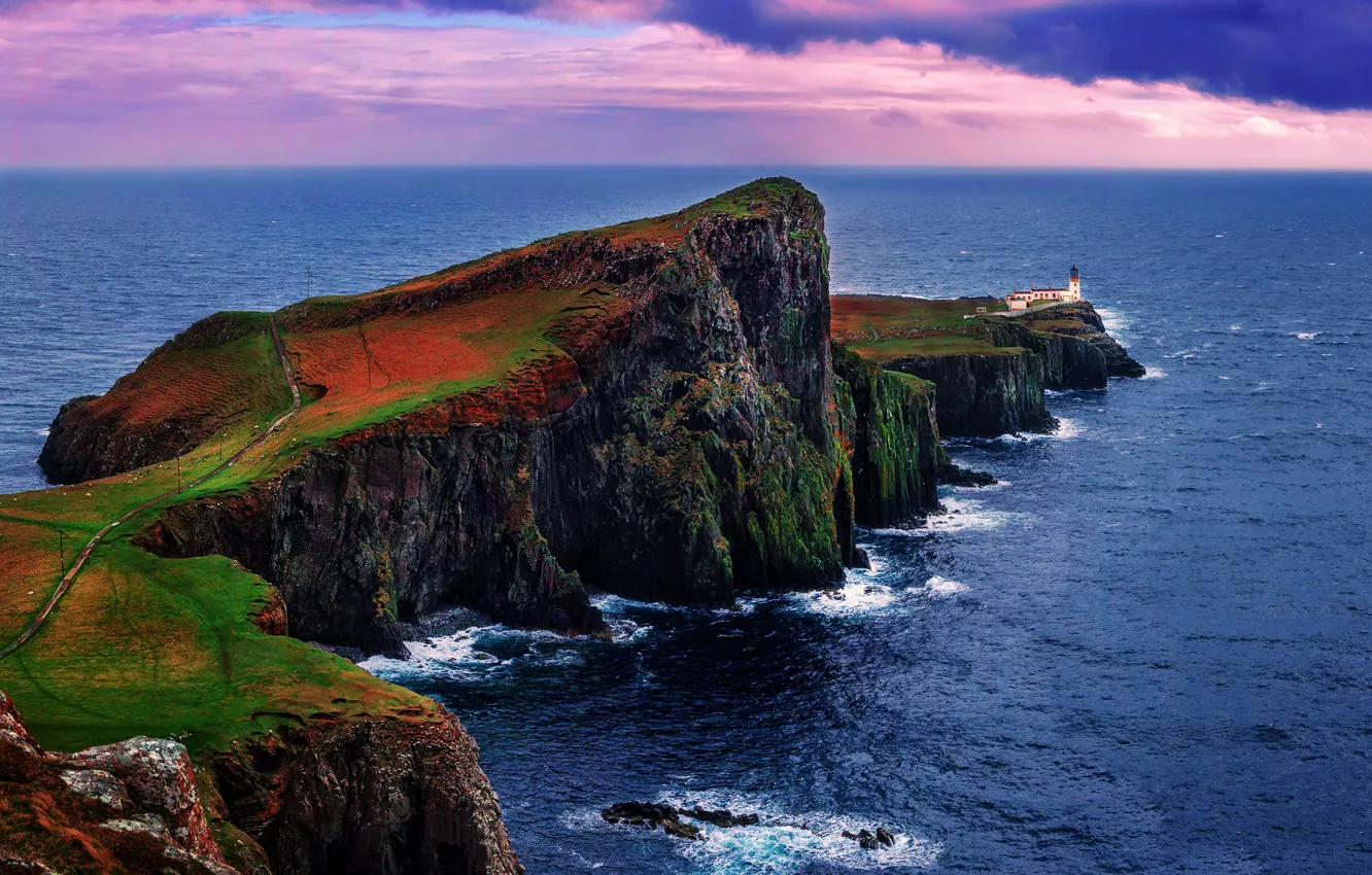 Фото обои маяк, Шотландия, на краю, остров Скай, Neist point, архипелаг Внутренние Гебриды