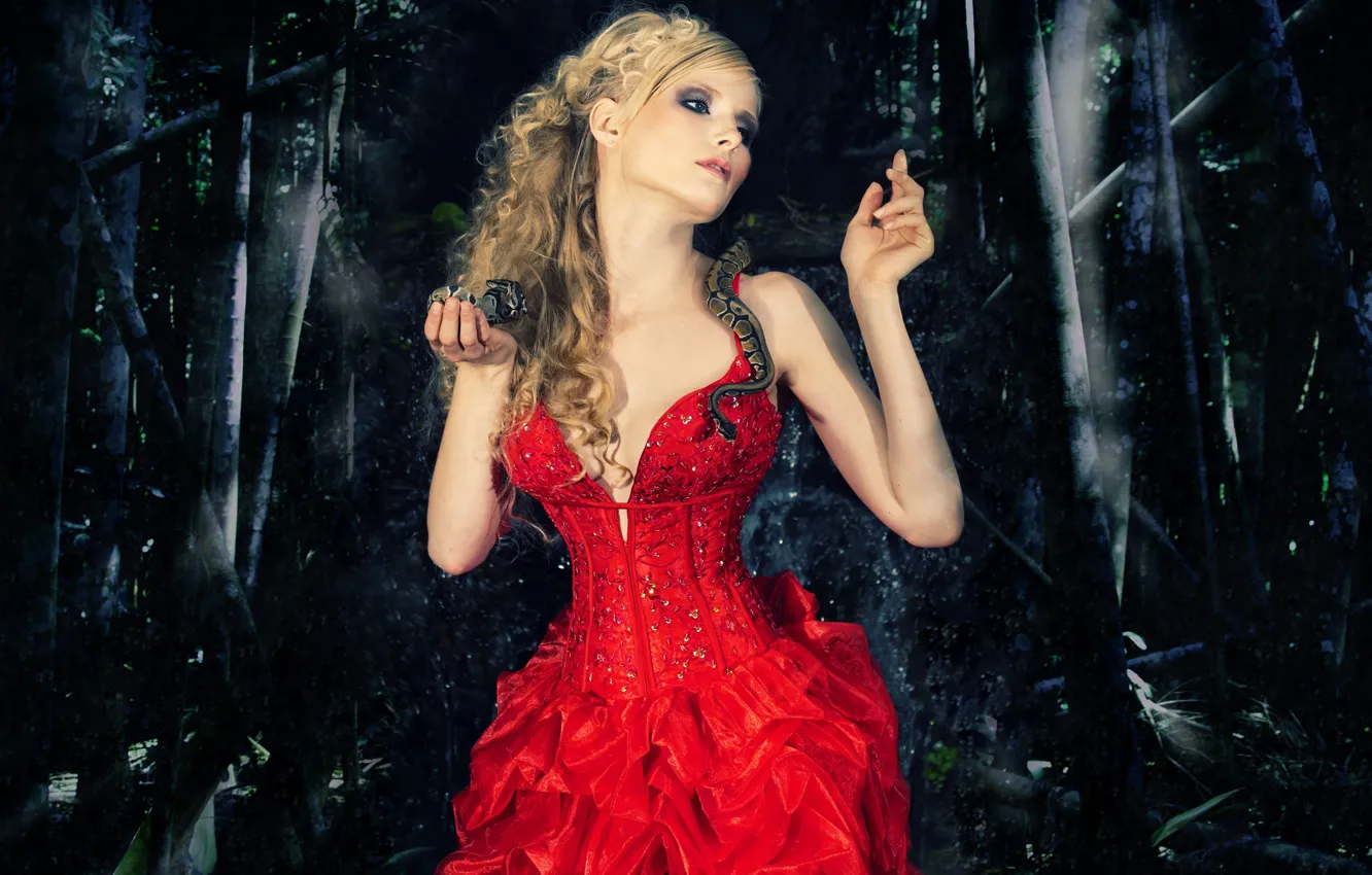 Фото обои Dark, Snake, Blonde, Forest, Red Dress