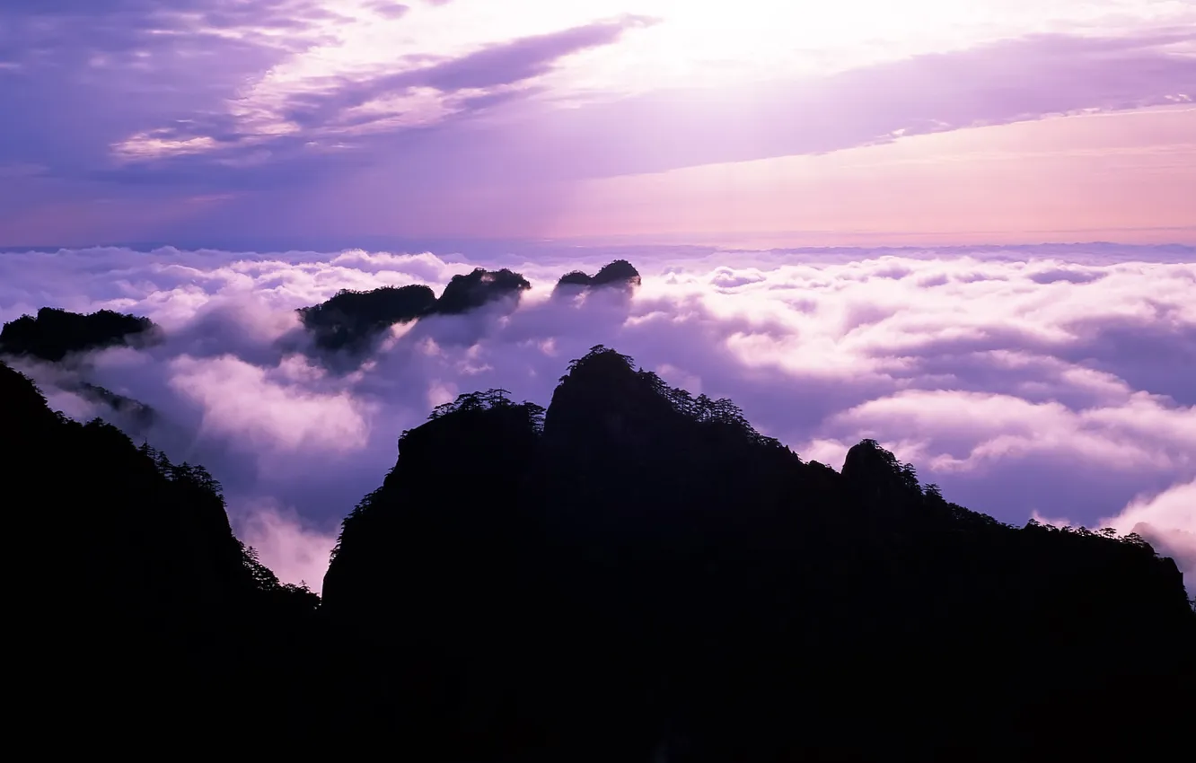 Фото обои облака, закат, горы, природа, холмы, вечер, силуэт