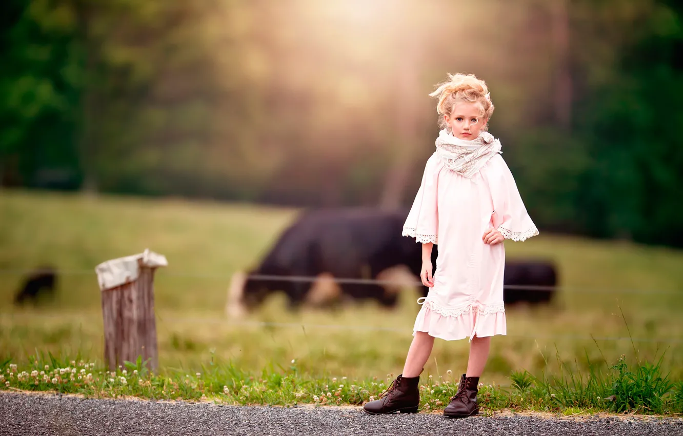 Фото обои девочка, ферма, боке, Country Girl