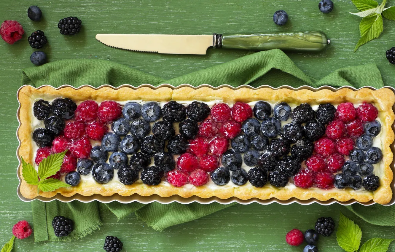 Фото обои ягоды, пирог, нож, крем, ежевика, прямоугольник