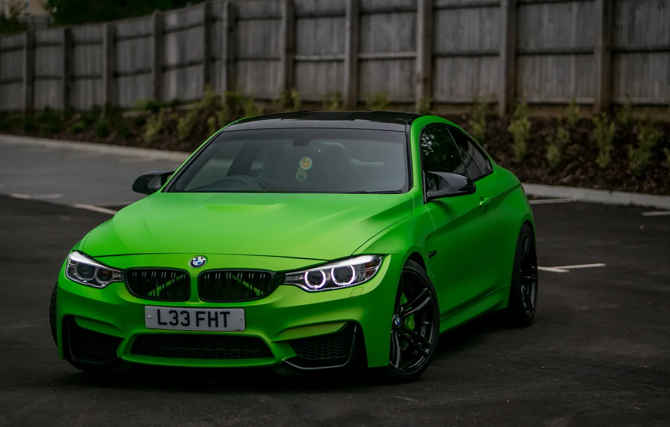 Фото обои BMW, Green, matte, wrap
