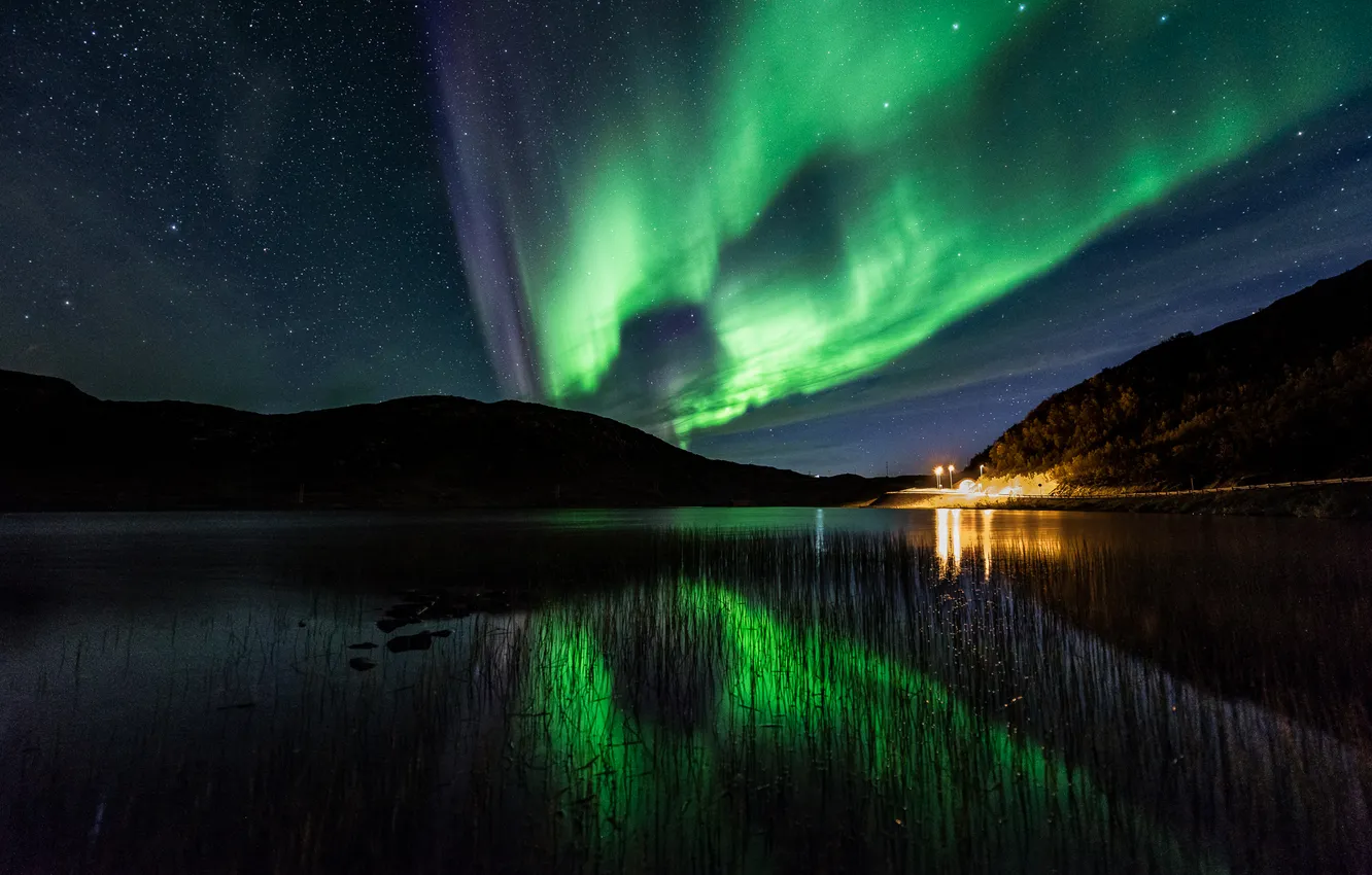 Фото обои звезды, ночь, северное сияние, Норвегия