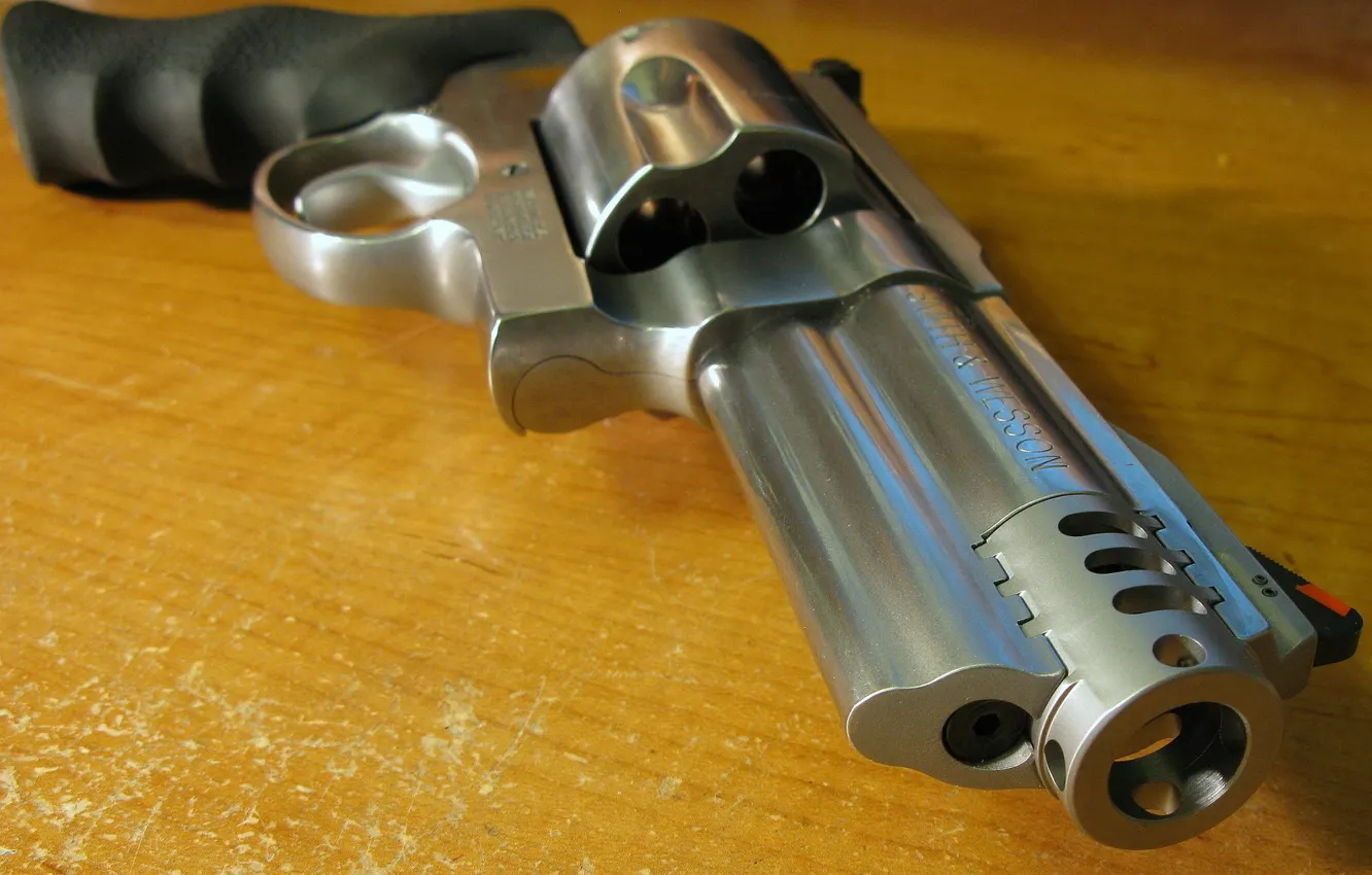 Фото обои пистолет, оружие, Alaska Backpacker Extreme