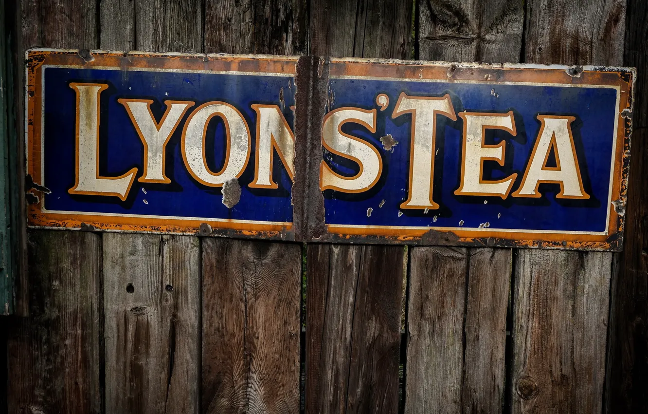 Фото обои text, street sign, Lyons' Tea