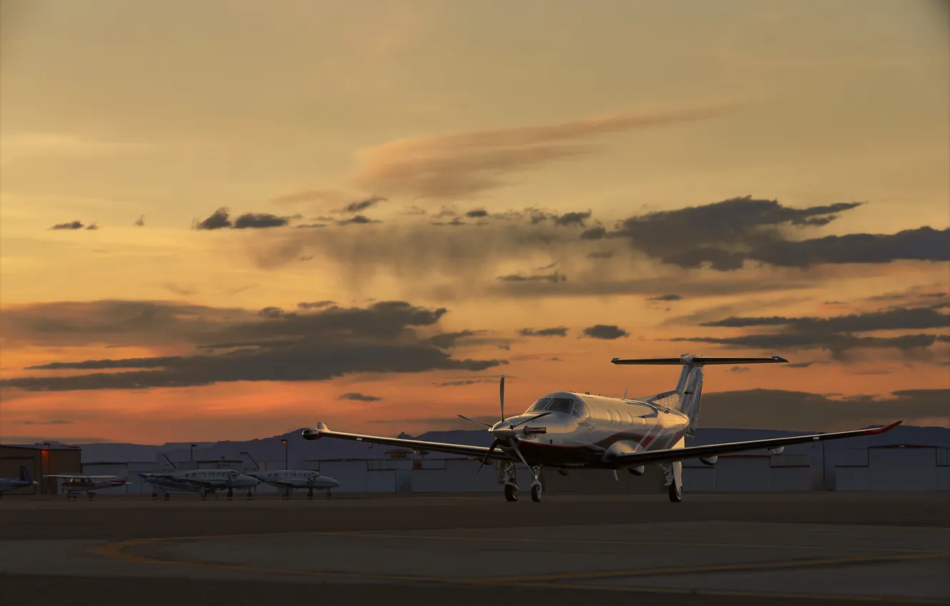 Фото обои закат, самолет, аэродром, PILATUS, PC-12