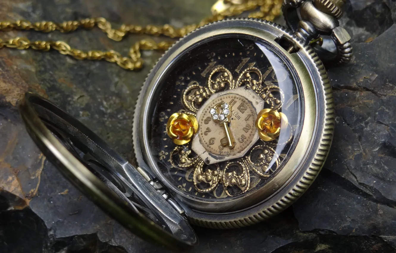 Фото обои камень, часы, ключ, циферблат, цепочка