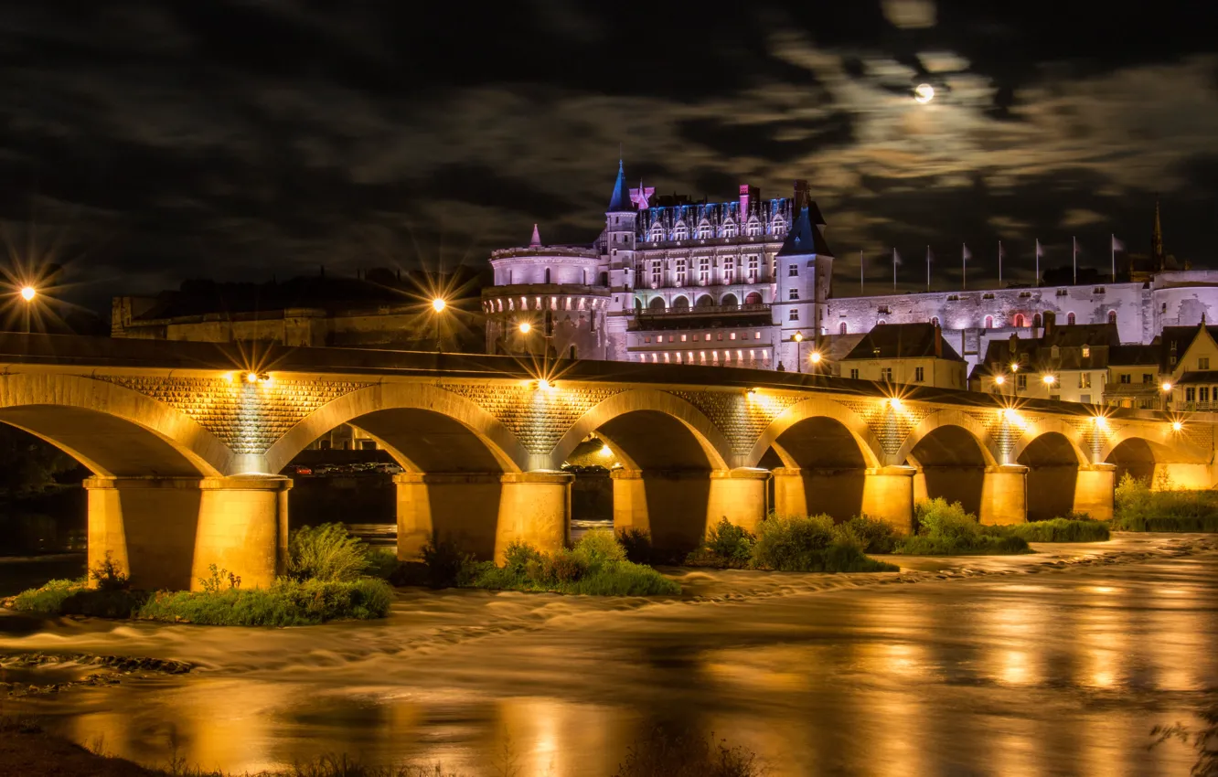 Фото обои ночь, мост, город, река, замок, Франция, освещение, Луара